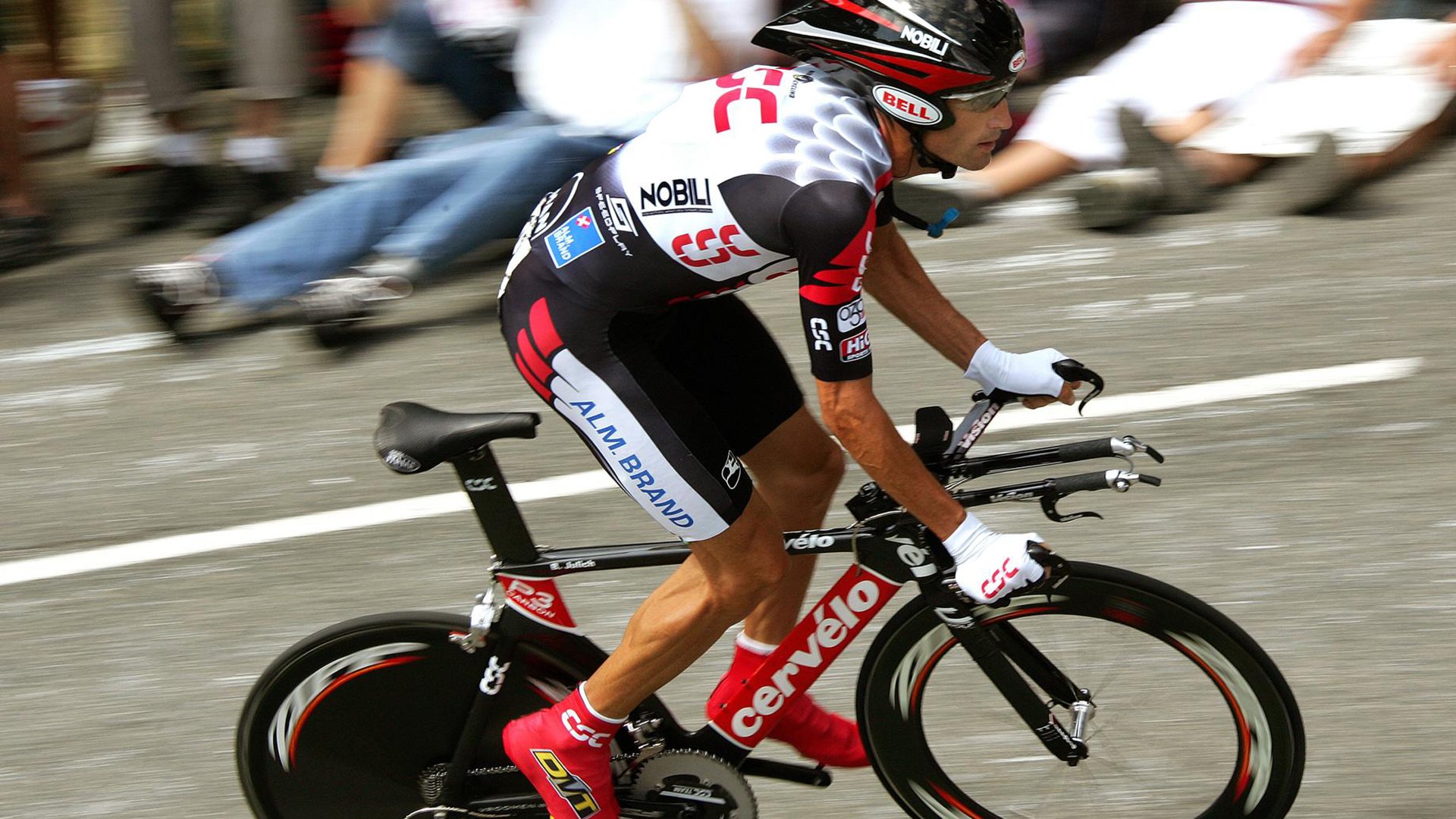 开云体育在线-意甲焦点战之夜,哈登压制级发挥,跨界的体育魅力碰撞 第2张 开云体育在线-意甲焦点战之夜,哈登压制级发挥,跨界的体育魅力碰撞 第2张